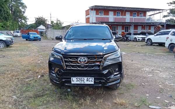 TOYOTA FORTUNER