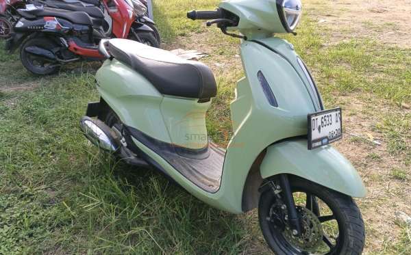 YAMAHA  GRAND FILANO 125