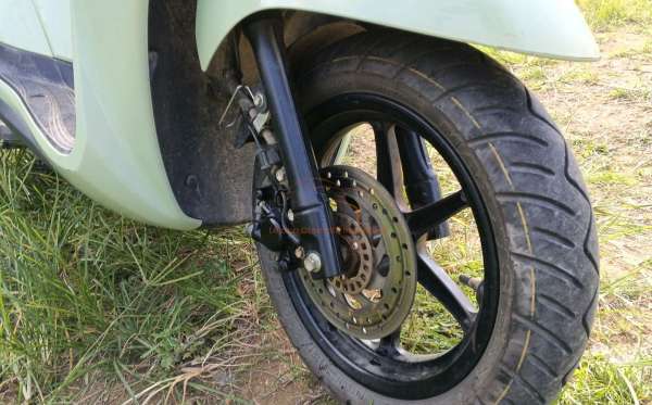 YAMAHA  GRAND FILANO 125