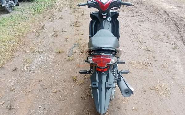 YAMAHA  JUPITER Z1