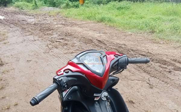 YAMAHA  JUPITER Z1