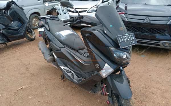 YAMAHA  NMAX