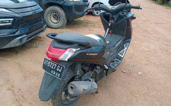 YAMAHA  NMAX