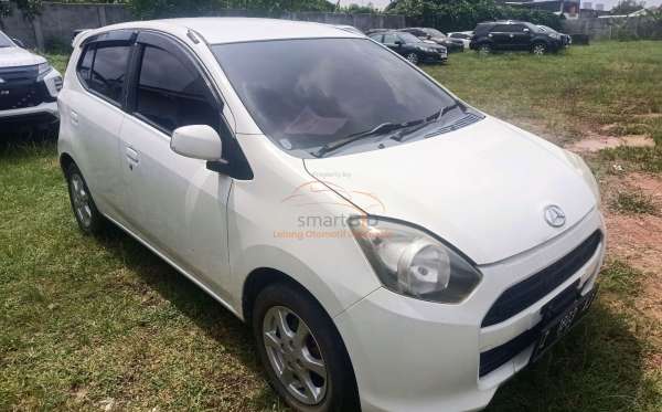 DAIHATSU AYLA M MT