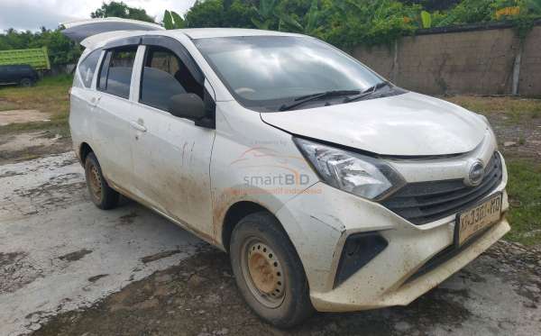DAIHATSU SIGRA
