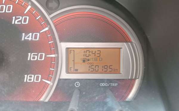 DAIHATSU XENIA