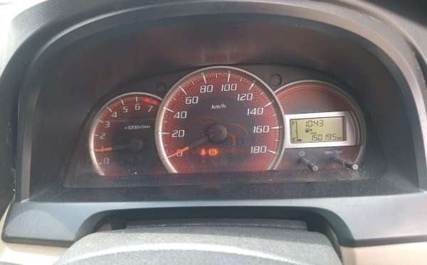 DAIHATSU XENIA