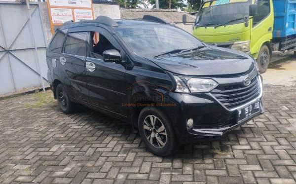 DAIHATSU XENIA X