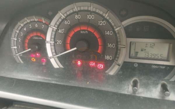 DAIHATSU XENIA X
