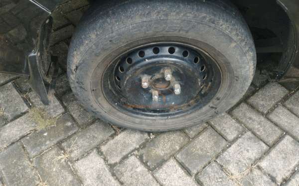 DAIHATSU XENIA X