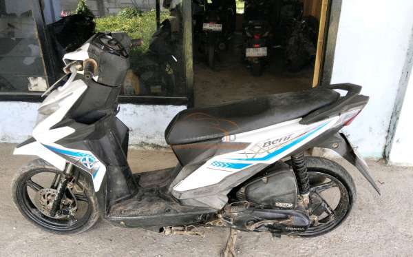 HONDA  BEAT