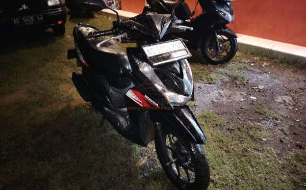 HONDA  BEAT