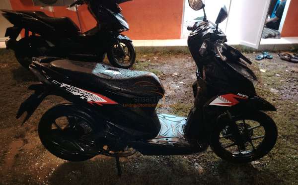 HONDA  BEAT