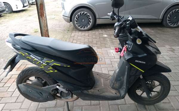 HONDA BEAT STREET