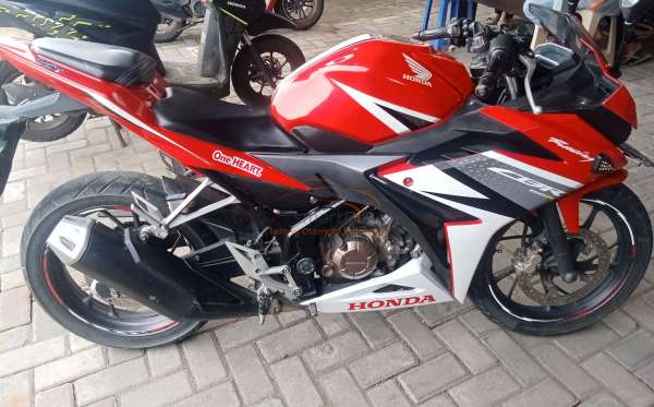 HONDA CBR 150