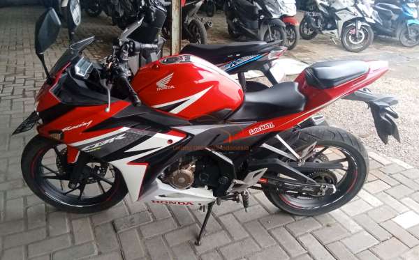 HONDA CBR 150