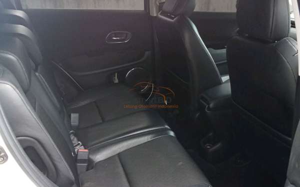 HONDA HRV RU1 1.5 E