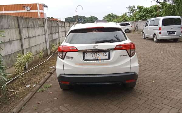 HONDA HRV RU1 1.5 E