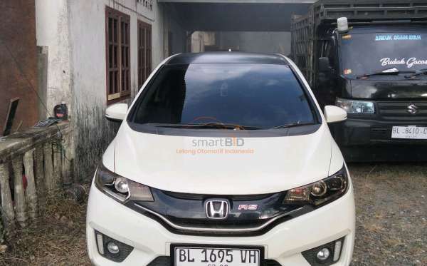 HONDA JAZZ GK5 1.5 RS