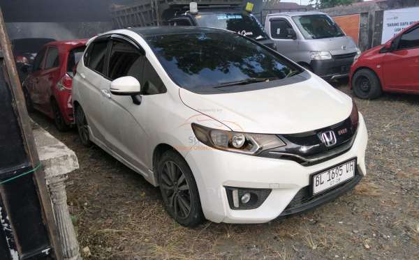 HONDA JAZZ GK5 1.5 RS