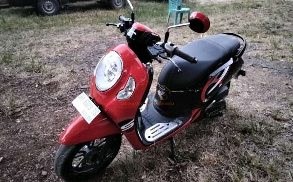 HONDA  SCOOPY