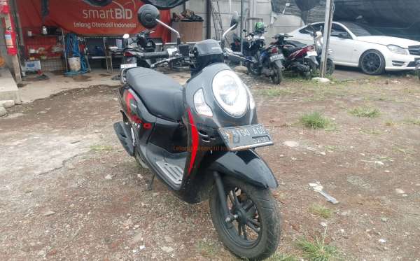 HONDA SCOOPY