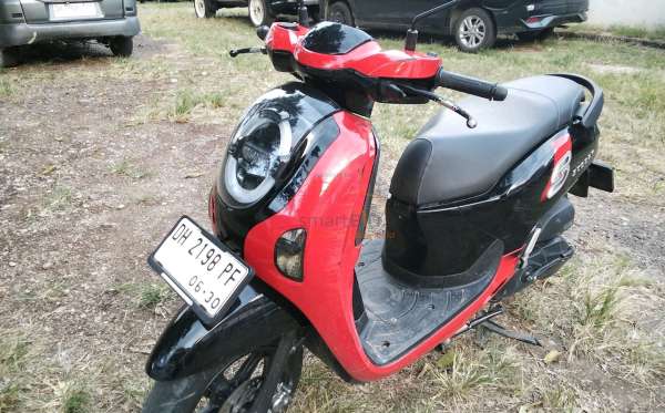 HONDA  SCOOPY