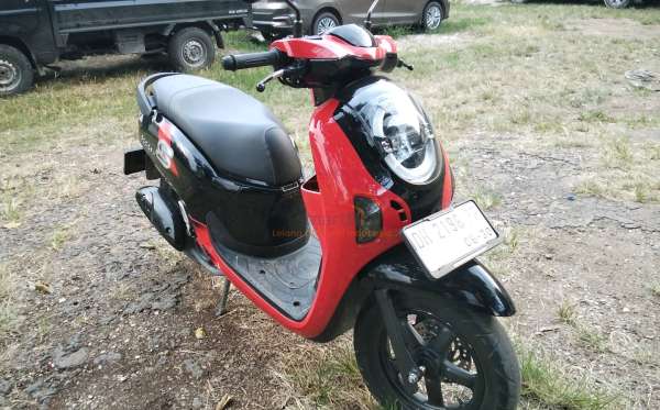 HONDA  SCOOPY