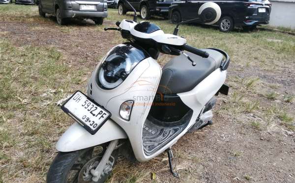 HONDA SCOOPY FI