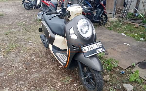 HONDA SCOOPY