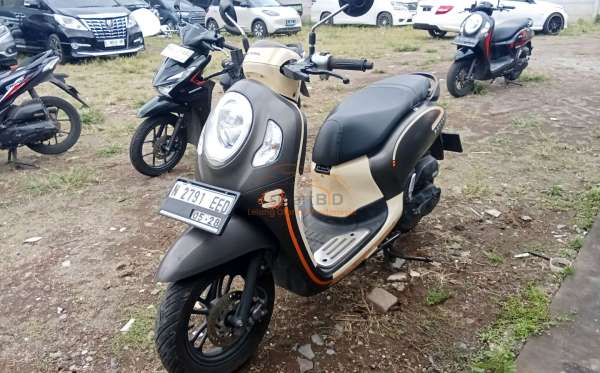 HONDA SCOOPY