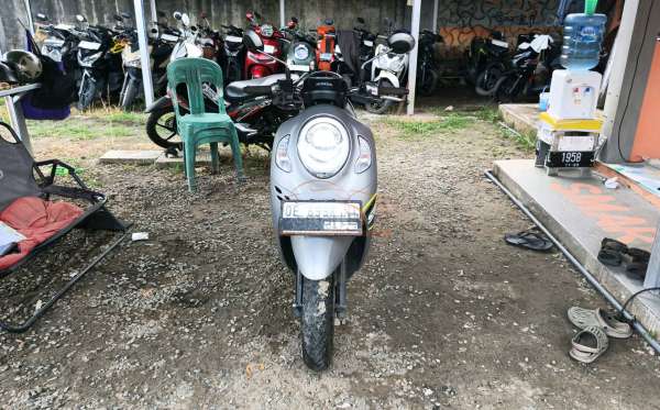 HONDA SCOOPY SPORTY