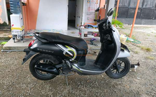 HONDA SCOOPY SPORTY