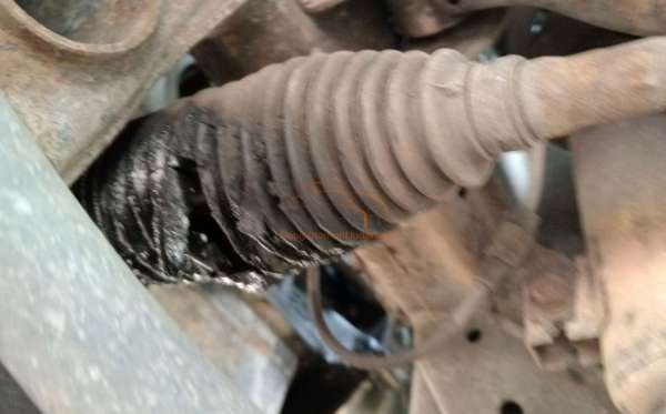 MITSUBISHI PAJERO SPORT 2.5 D EXCEED (4X2)