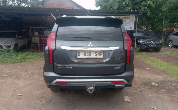 MITSUBISHI PAJERO SPORT