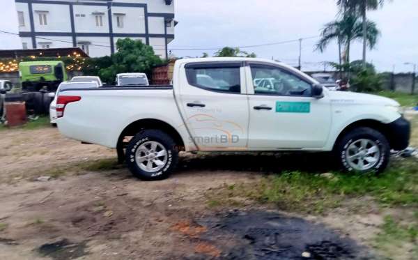 MITSUBISHI DC HDX 4X4