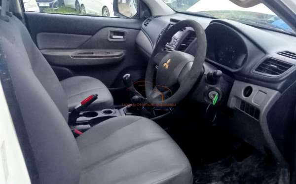 MITSUBISHI DC HDX 4X4
