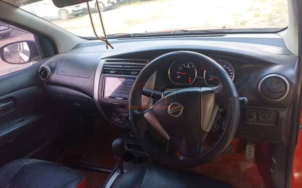 NISSAN GRAND LIVINA XGEAR