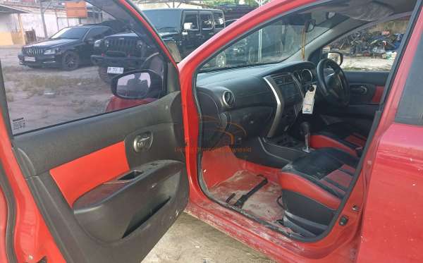 NISSAN GRAND LIVINA XGEAR
