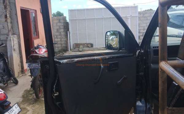SUZUKI MEGA CARRY PU