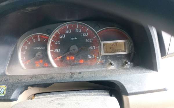TOYOTA AVANZA