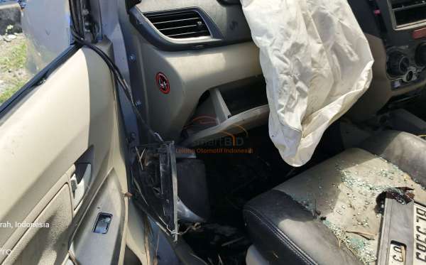 TOYOTA  AVANZA  1.3 G