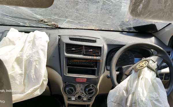TOYOTA  AVANZA  1.3 G