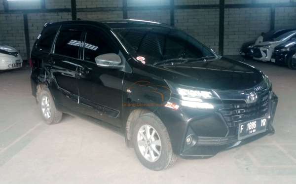 TOYOTA AVANZA 1.3 G