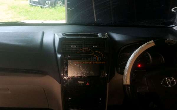 TOYOTA AVANZA 1.3 G
