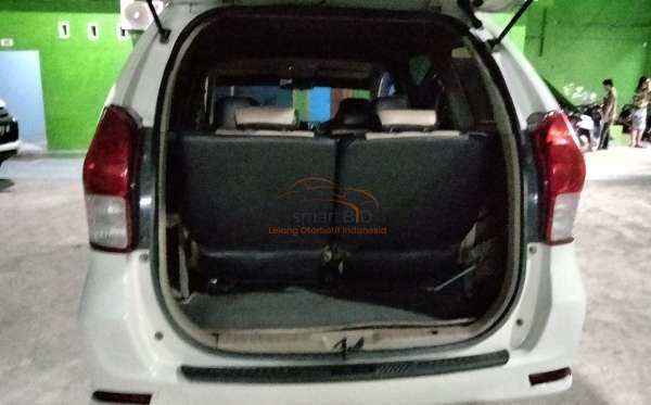 TOYOTA  AVANZA  E