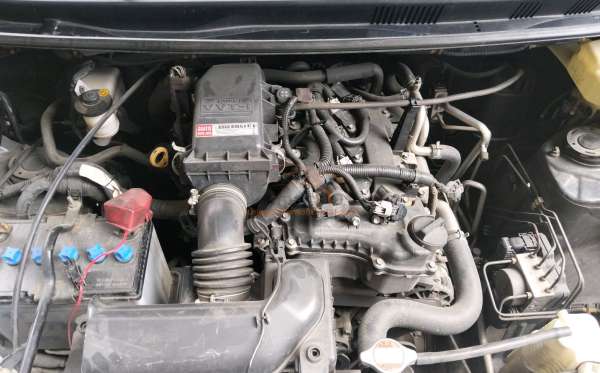 TOYOTA AVANZA