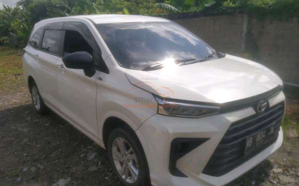 TOYOTA AVANZA 1.3 E