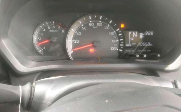 TOYOTA AVANZA 1.3 E