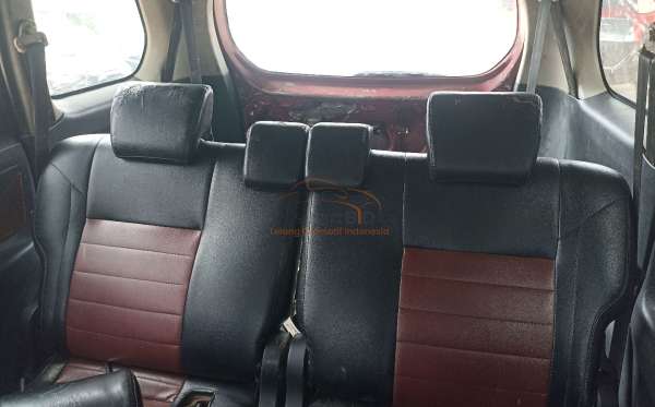 TOYOTA AVANZA